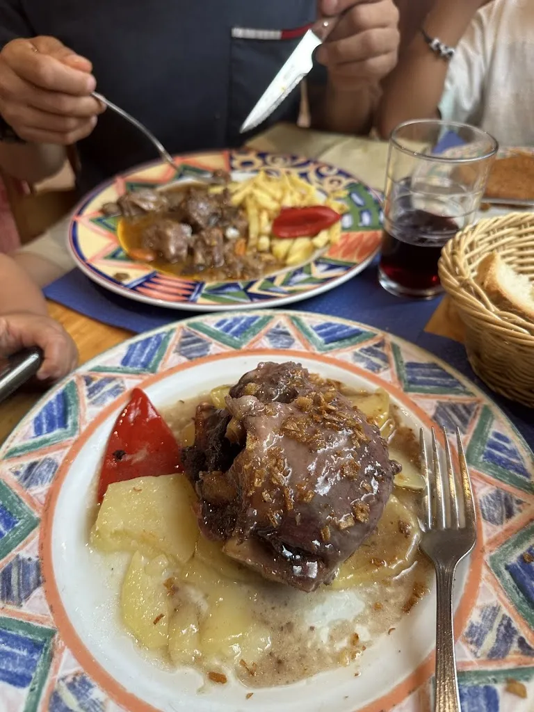 Paola Espinoza_Mesón Don Diego_Sabiñánigo_review