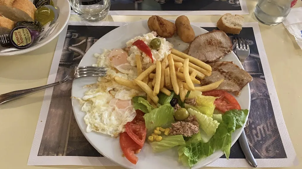 Eva G._Bar Cafetería LARA_Sabiñánigo_review