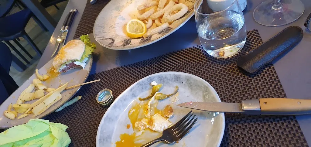 Business Guide_Café Bar Acuario_Sabiñánigo_review