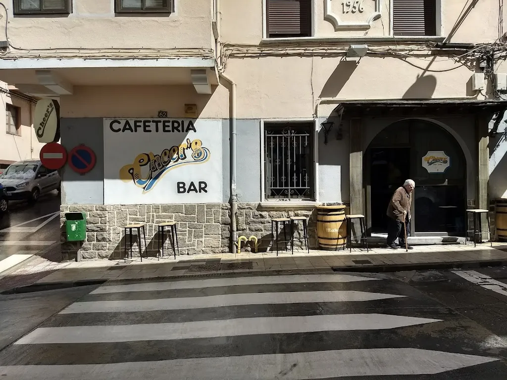 Bar Cheers restaurant in Sabiñánigo