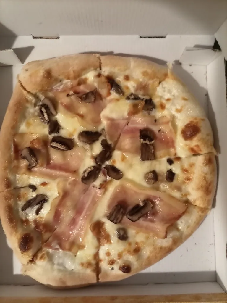 Carlos Batiste Martínez_Pizzería Amo La Vita_Sabiñánigo_recensione