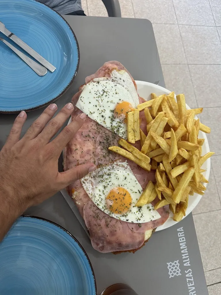 Eric Garcia Jover_Pizzeria La Nona_Sabiñánigo_recensione