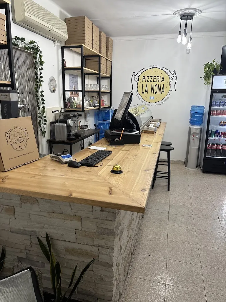 Pizzeria La Nona restaurant in Sabiñánigo