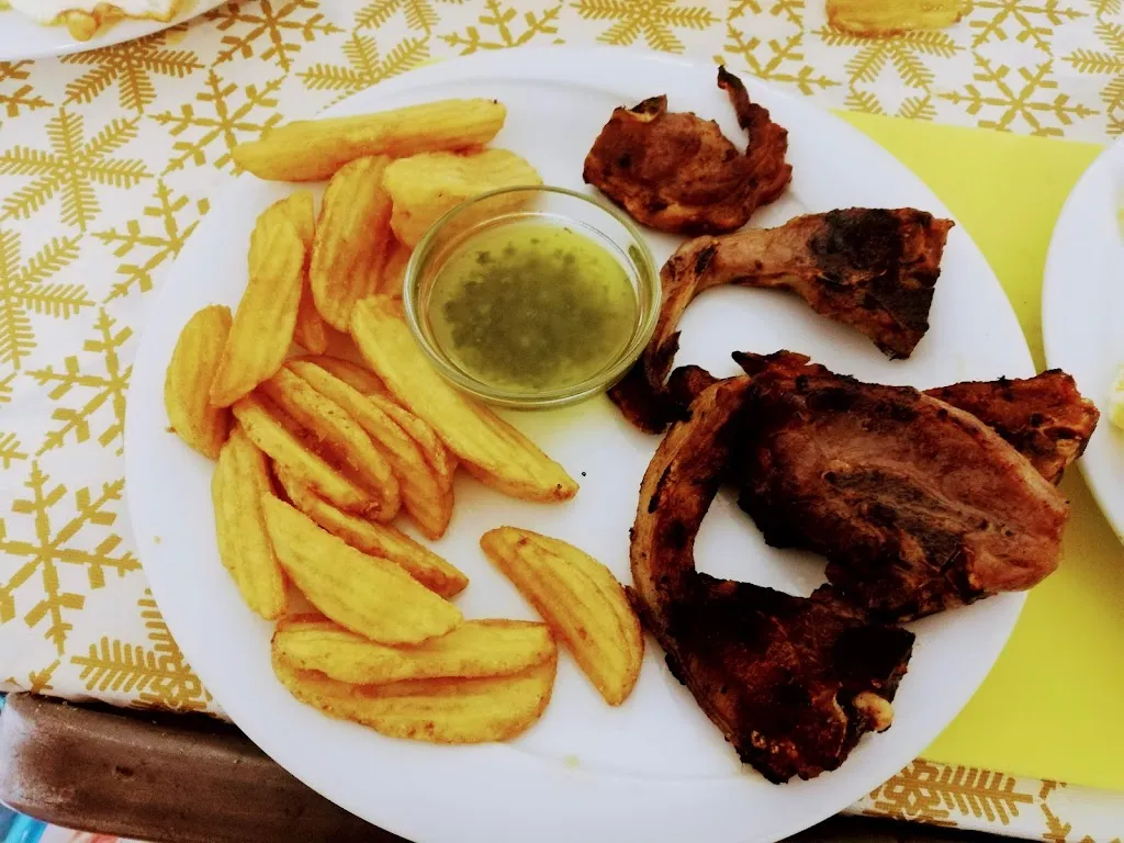 Menu_Bar Pirineos_Sabiñánigo_immagine_5