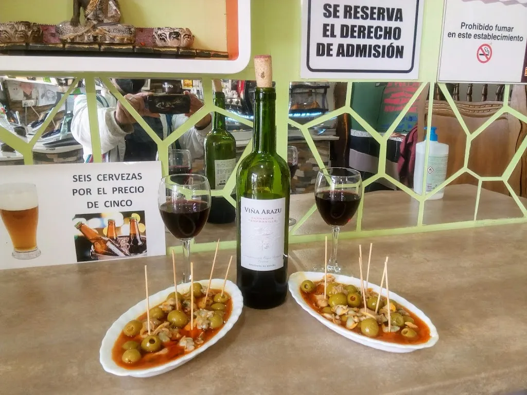 Menu_Bar La Plaza_Tamarite de Litera_image_1