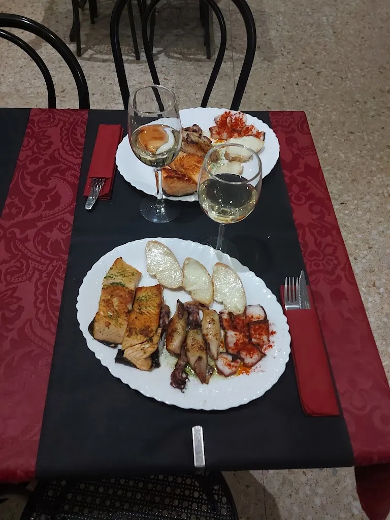 Bar La Plaza_Tamarite de Litera_slider_image_3