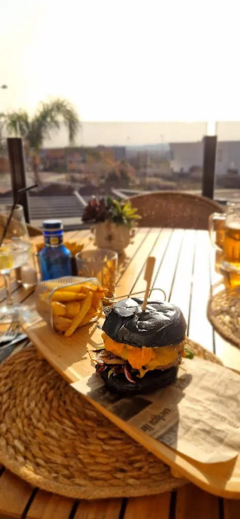 T T_Brutal Food&cocktail'S_Benijofar_review