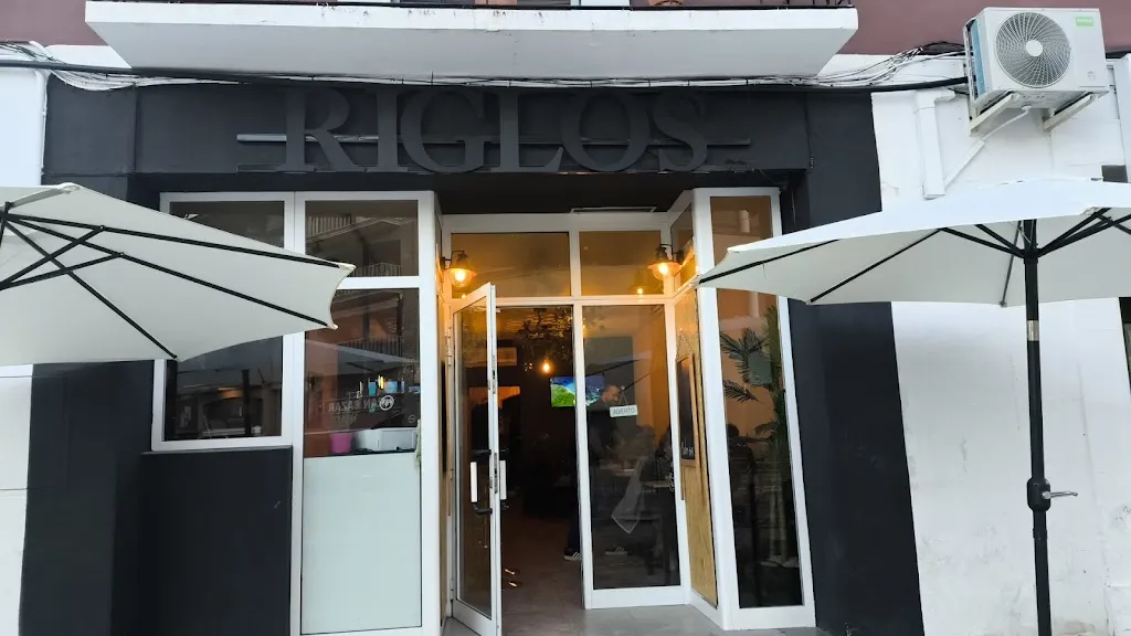 Riglos bar restaurant in Tamarit de Llitera / Tamarite de Litera