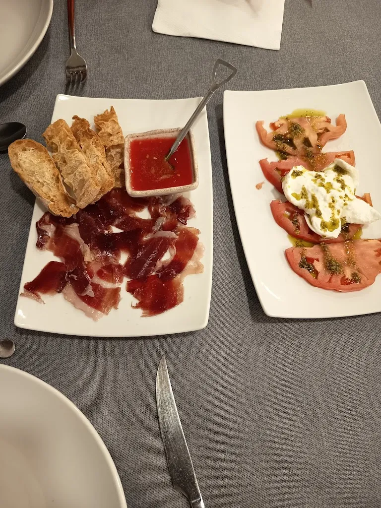 FamiliaParra_Restaurante Siskets_Torrente de Cinca_review