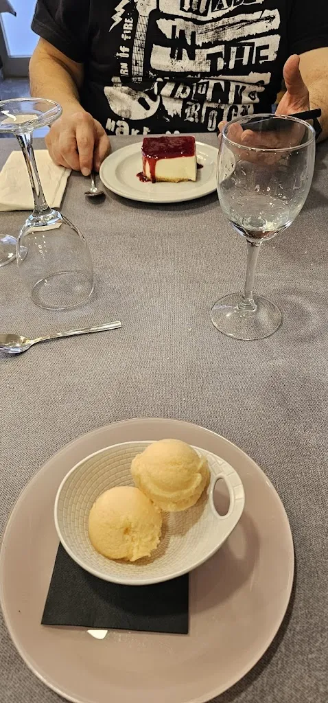 Restaurante Siskets_Torrente de Cinca_slider_image_3