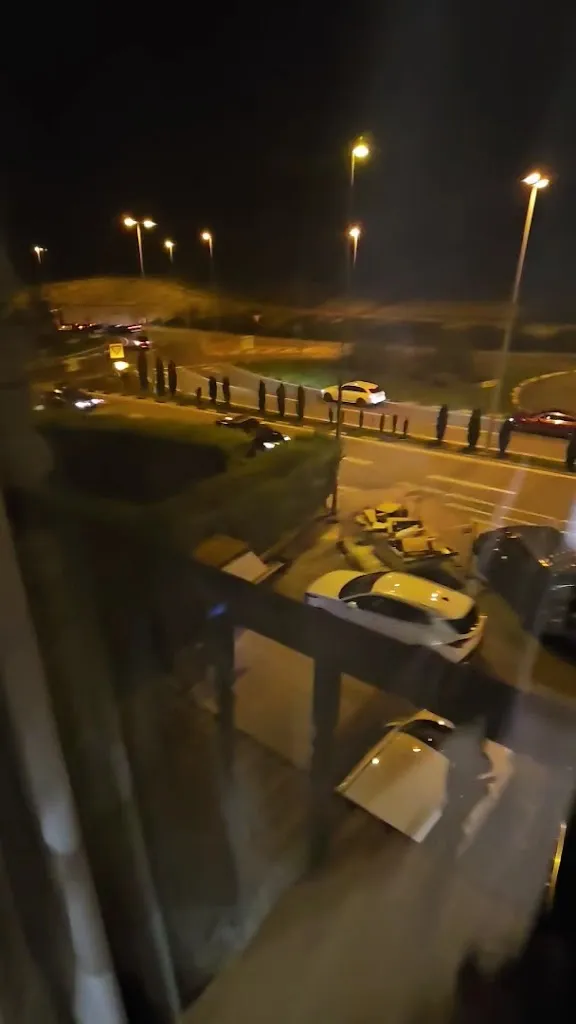 Naidy E_Hotel junto a Pamplona Hotel Iriguibel_Valle de Hecho_review