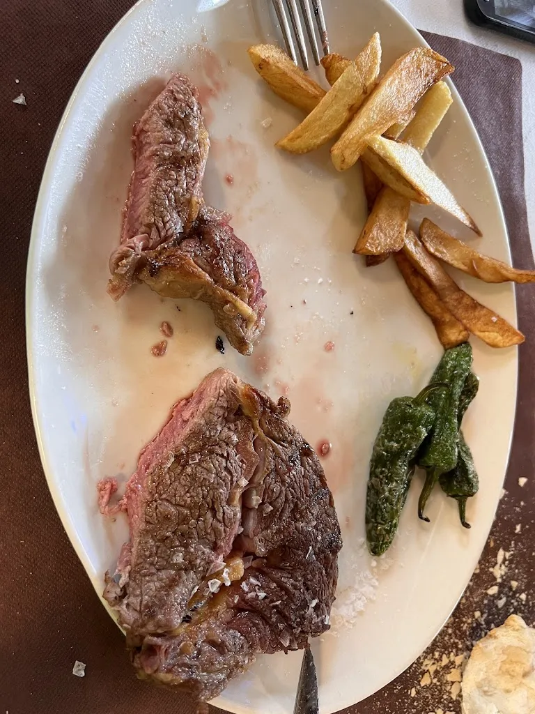 Ugaitz Fernandez_Las Brasas de Baco Restaurante Bar_Torres de Alcanadre_review