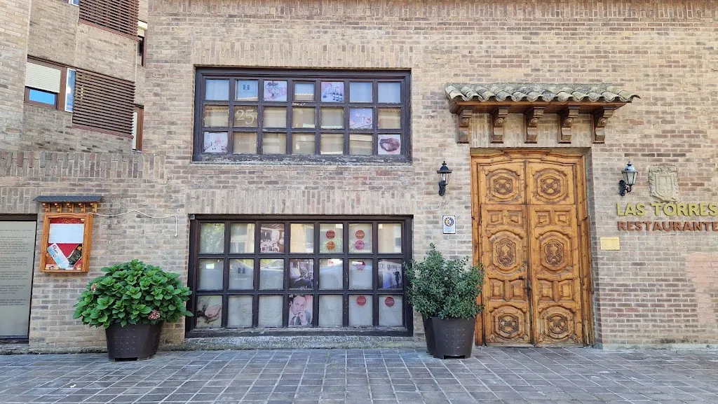 Restaurante Las Torres_Torres de Alcanadre_slider_image_3