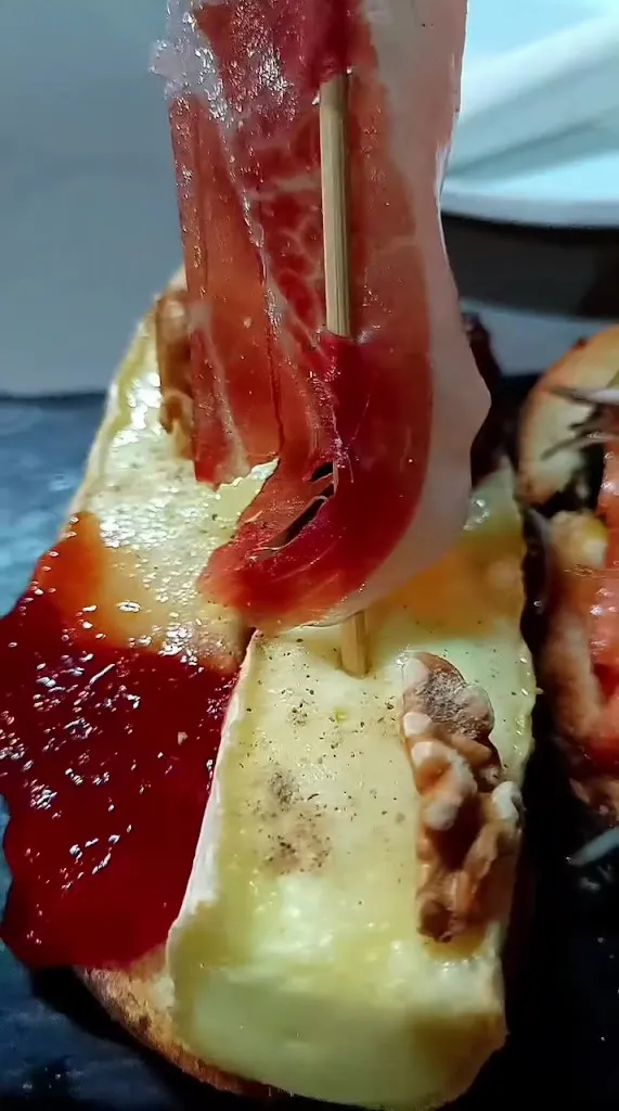 ÍDARA, Tu bar de pinchos_Torre la Ribera_slider_image_2