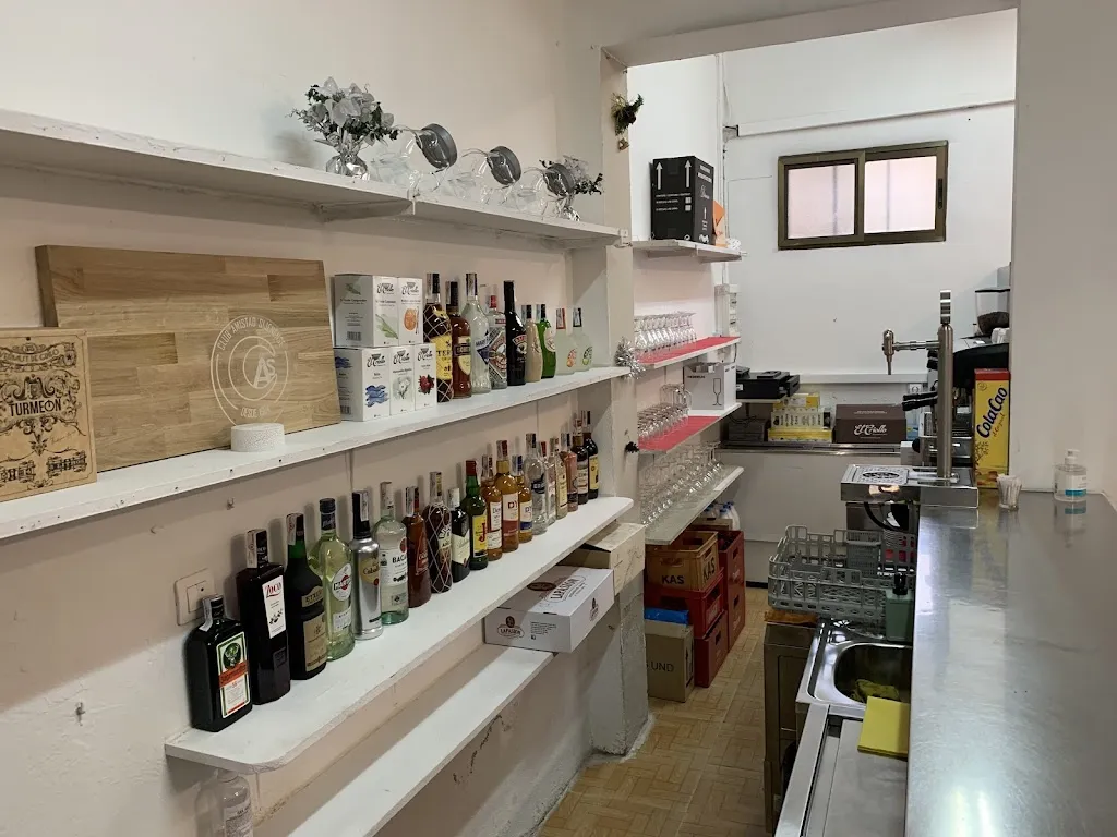 Club Amistad Sijenense restaurant in Villanueva de Sigena