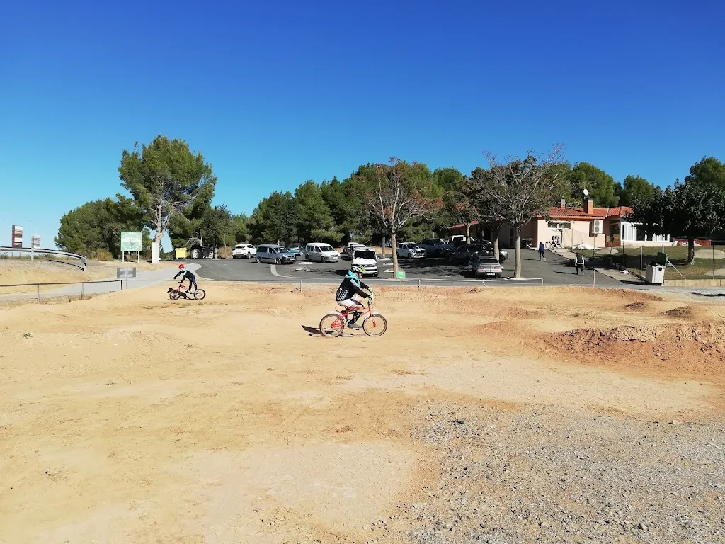 Vencillón Biciparque_Vencillón_slider_image_3