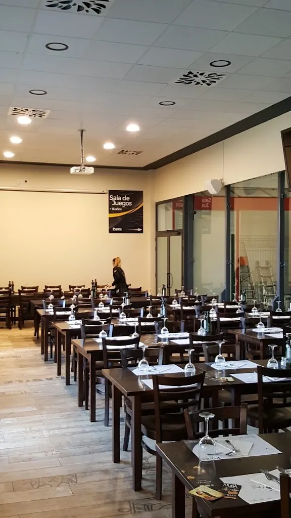 Punto Estrella Binéfar restaurant in Vencillón