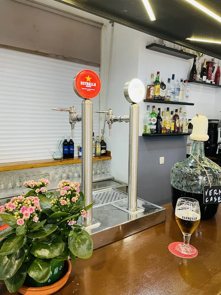 Bar Local social de Esplus_Vencillón_slider_image_3