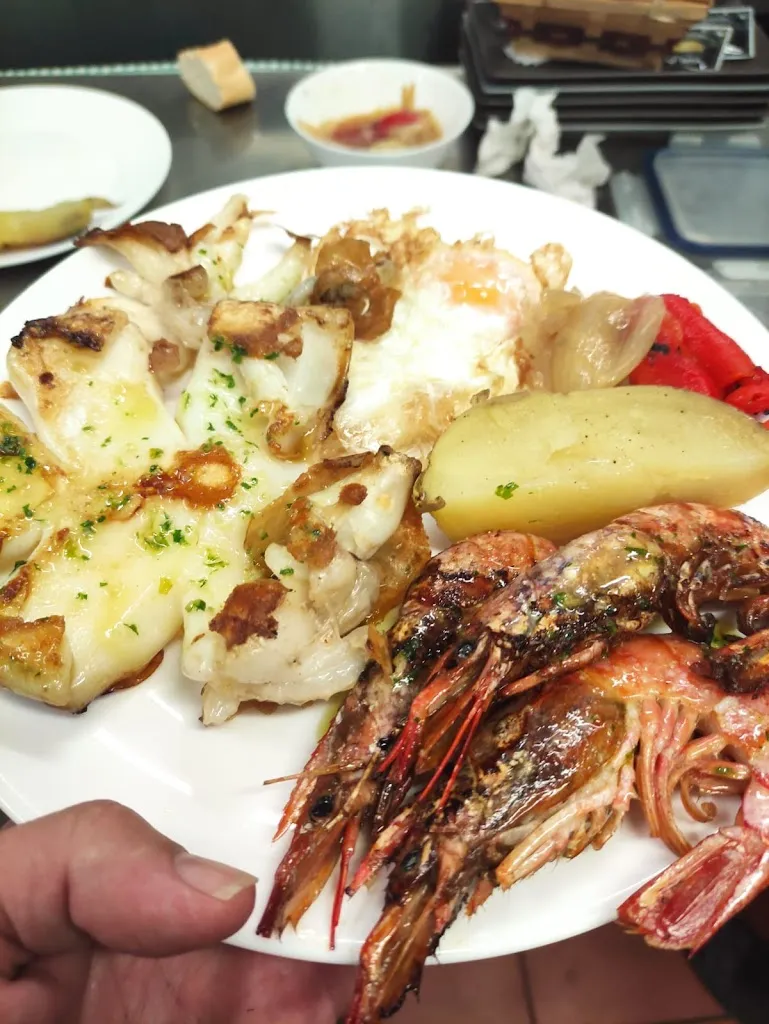 Bar Restaurante Camelia - Piscinas de Vencillón_Vencillón_slider_image_2