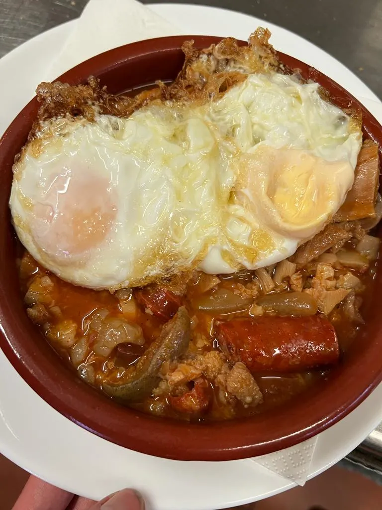 Bar Restaurante Camelia - Piscinas de Vencillón_Vencillón_slider_image_3