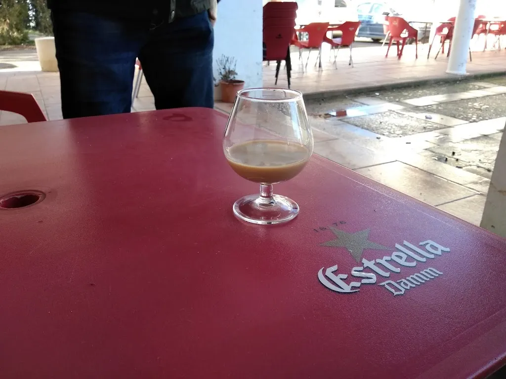 Nombre Apellido_Bar Los Porches_Vencillón_review