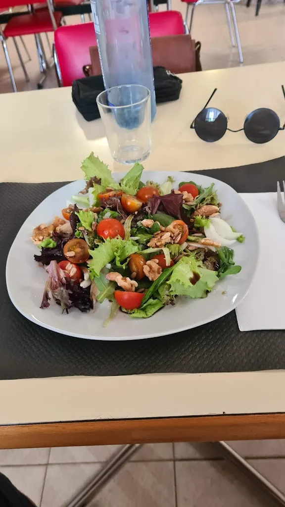 Bar Los Porches restaurant in Vencillón