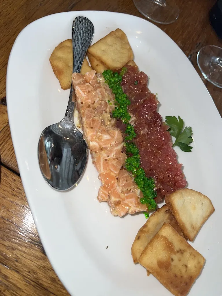 Mina Isaac_Estia Taverna_Villanova_review