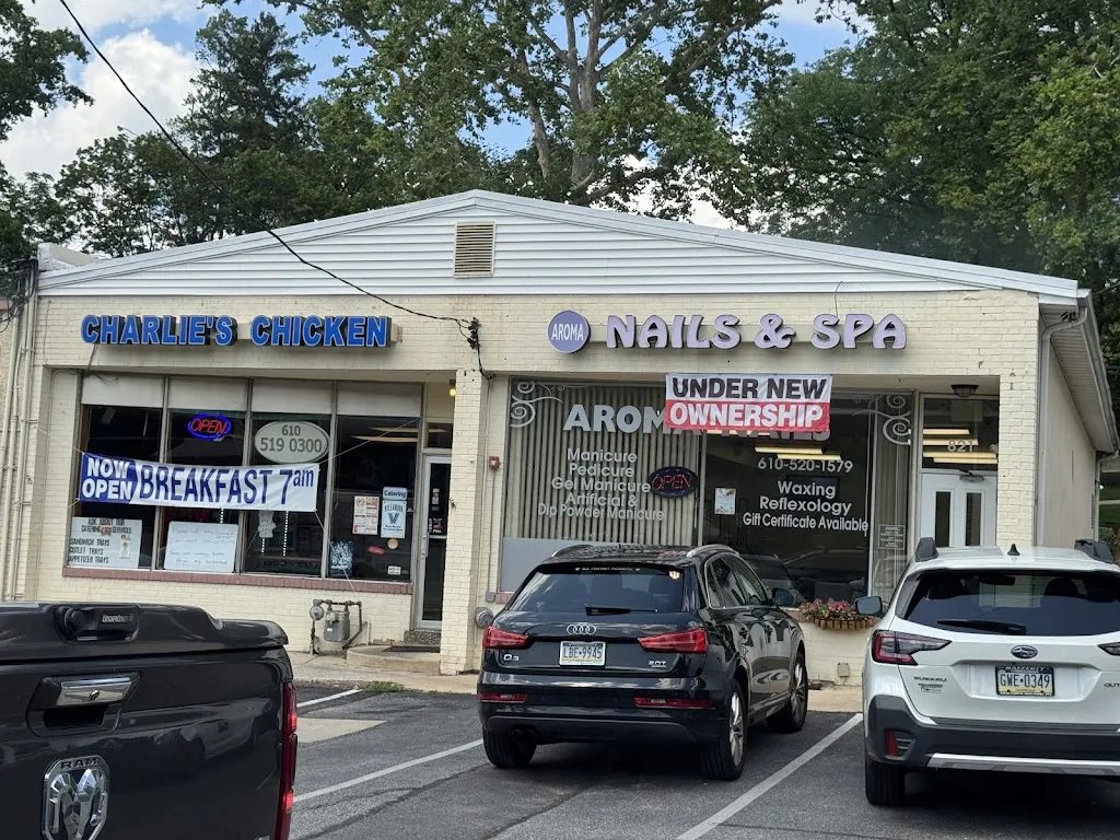 Charlie's Chicken Villanova_Villanova_slider_image_2