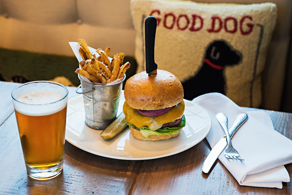 White Dog Cafe Wayne_Villanova_slider_image_3