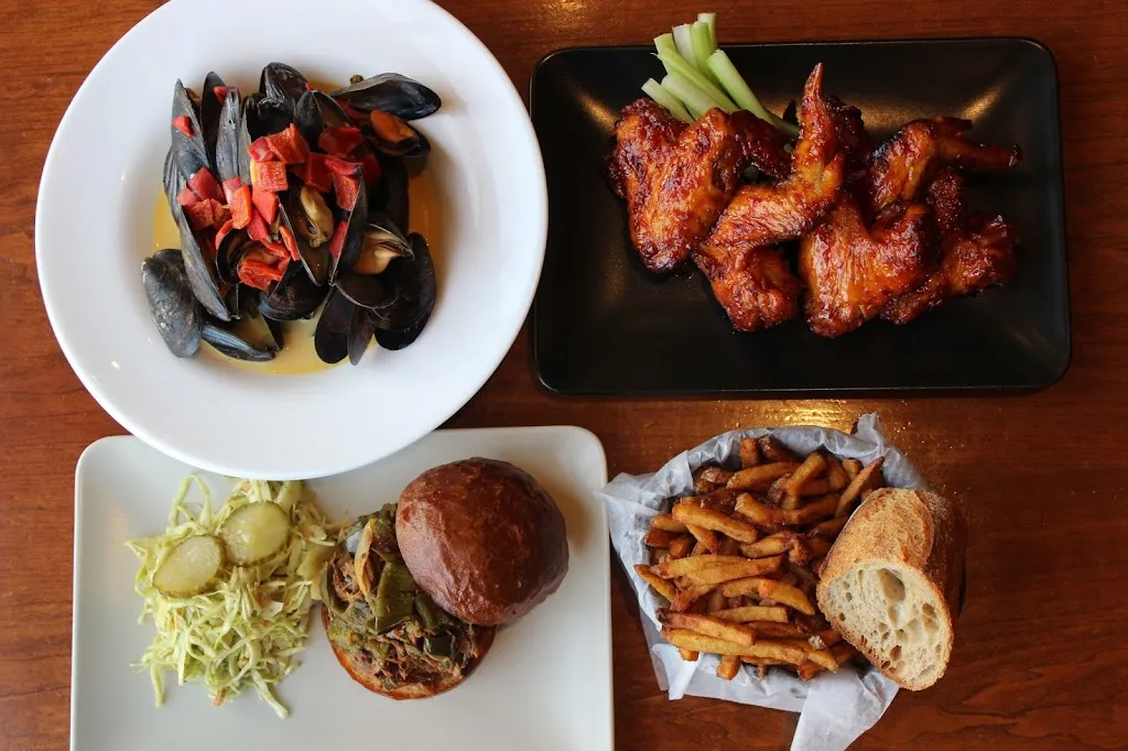 Teresa's Cafe and Next Door_Villanova_slider_image_3