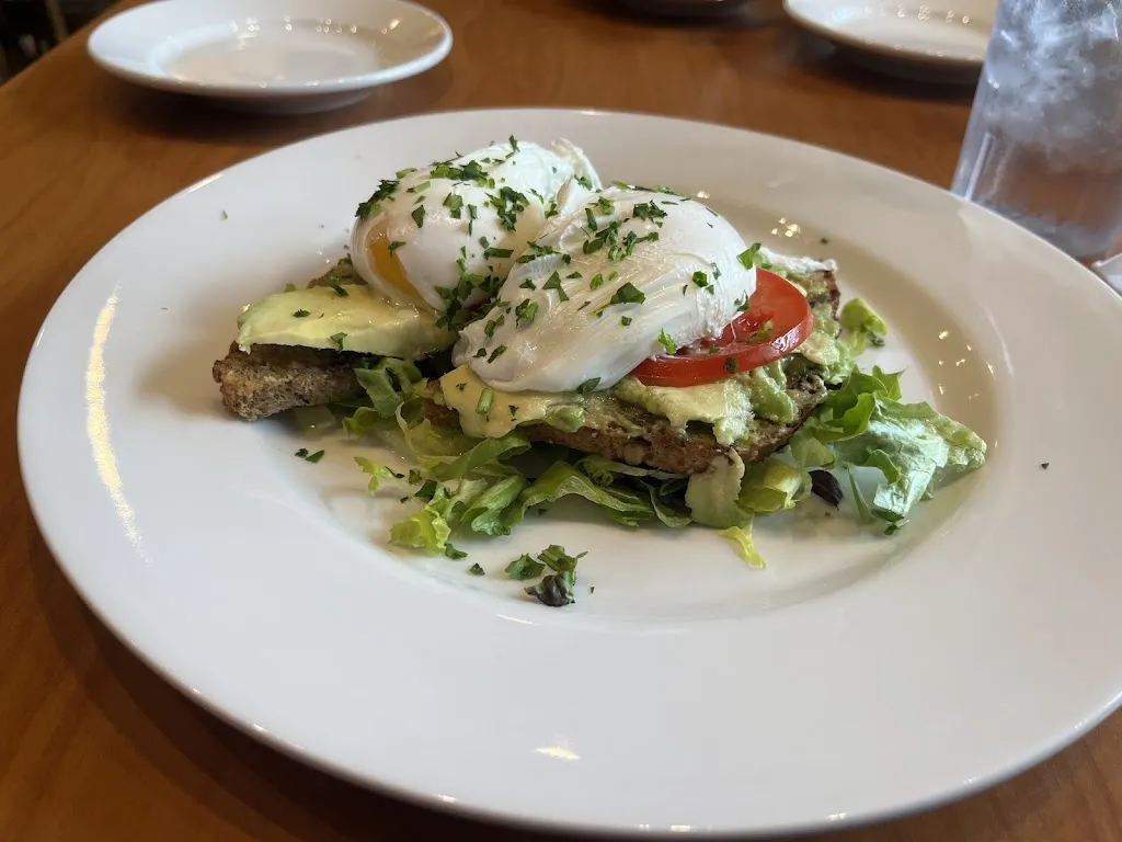 Zakk Parker-Kelly_Christopher's a Neighborhood Place_Villanova_review