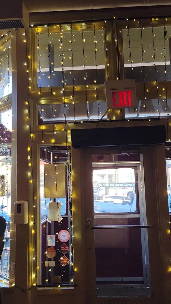 Christopher's a Neighborhood Place_Villanova_slider_image_2