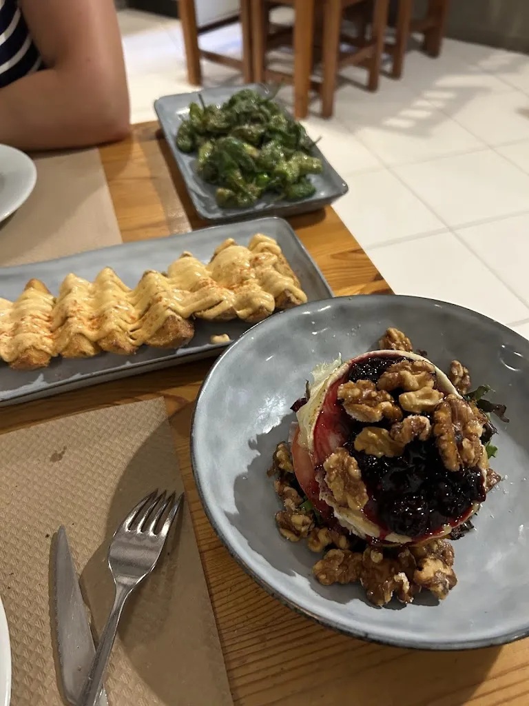 Tommy McG_Restaurant Terra Mar & Foc_Alaró_review