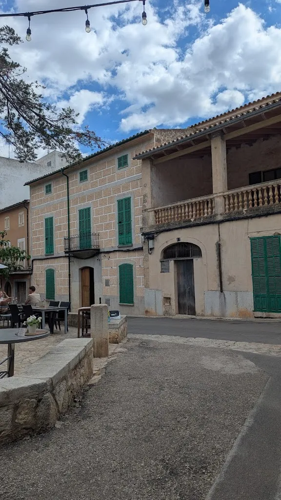 Stephanie Soto_Sis Market Café_Alaró_review