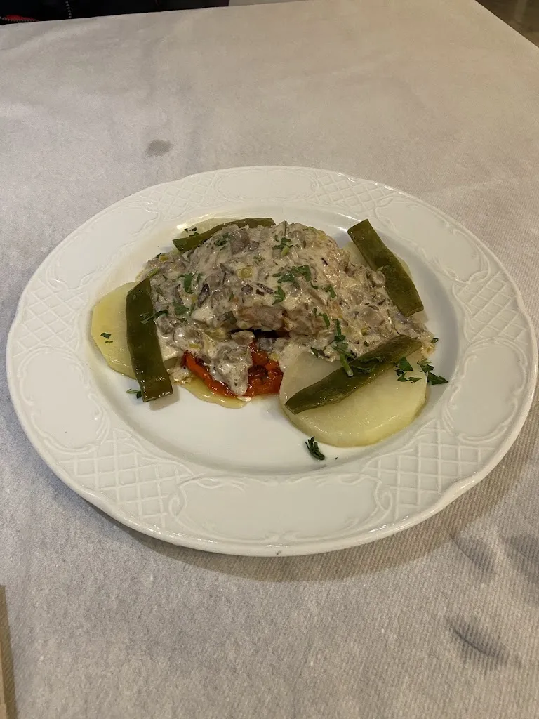 Kamala Nguyen_Bar Restaurant Ca'n Punta_Alaró_review