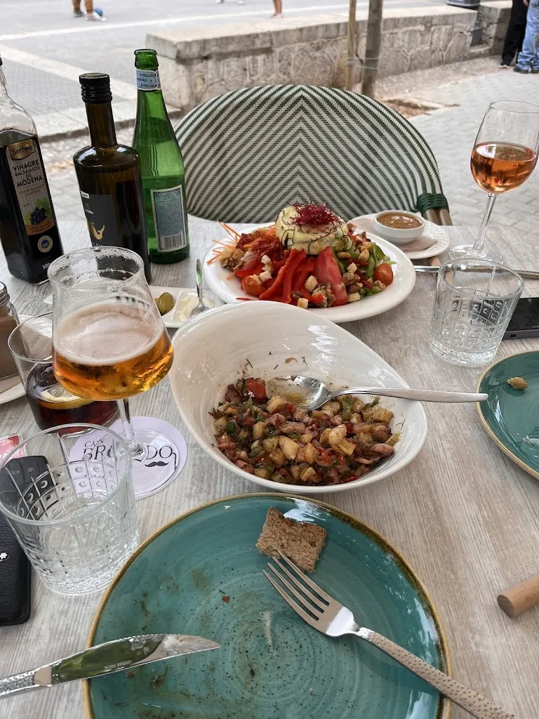 Vahid Pezeshki_Restaurant Traffic_Alaró_review