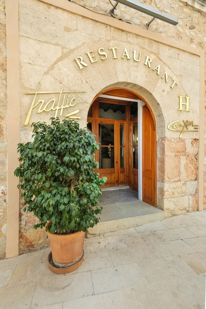 Restaurant Traffic_Alaró_slider_image_2