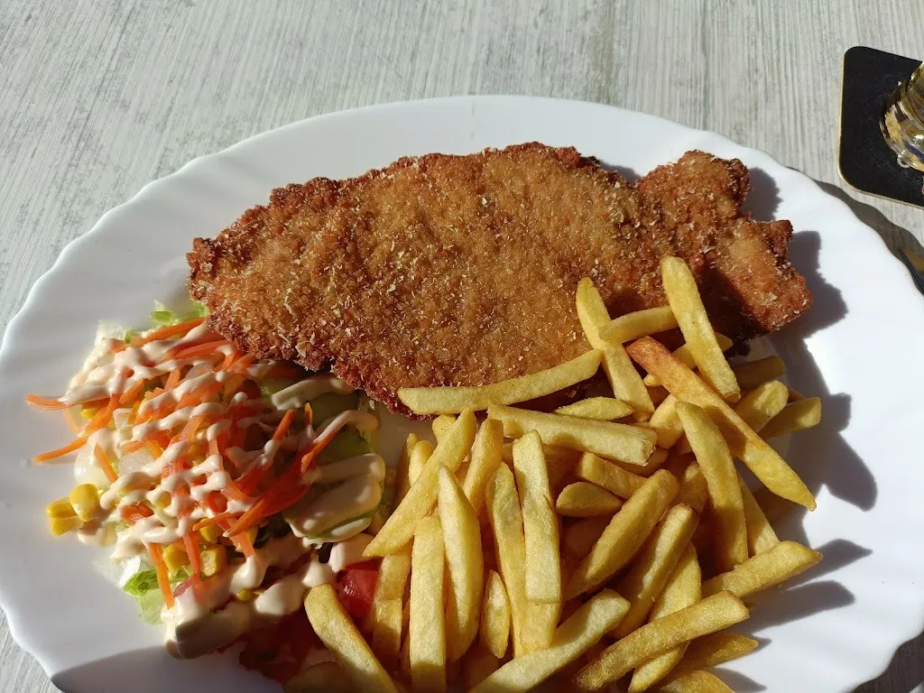 Gabby Bilkey_Snackbar Los Dos S.L._Benijofar_review