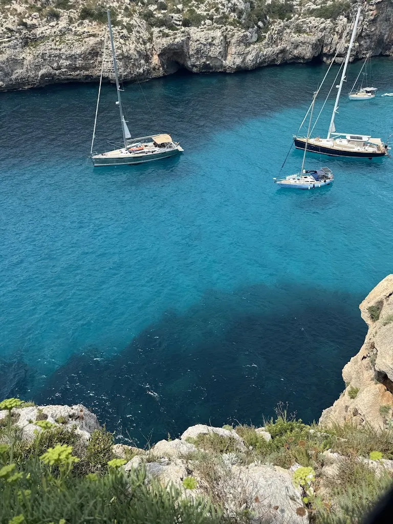 Jess King_Club Menorca_Alaior_review