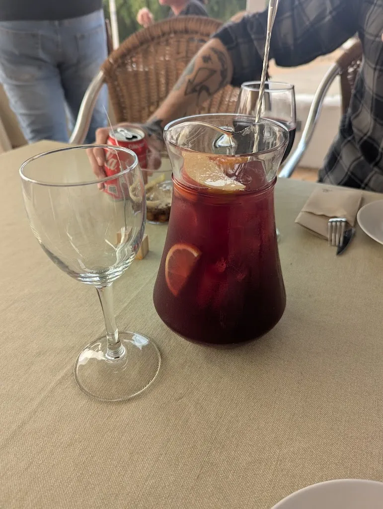 Claire Thomson_Casa Tia Tapas_Alaior_review