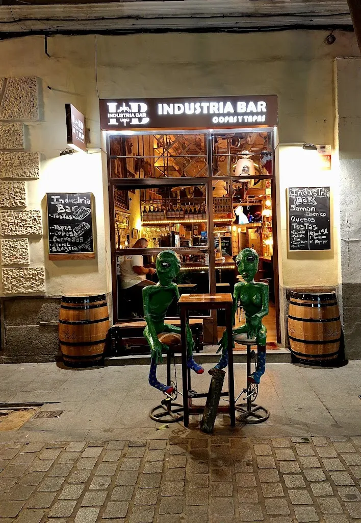 Industria Bar_Artà_slider_image_1