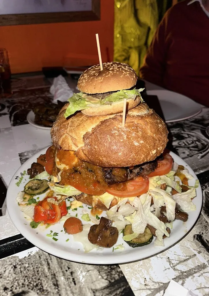 Sebastià Espinosa _Los Ultimos Mohicanos_Algaida_review