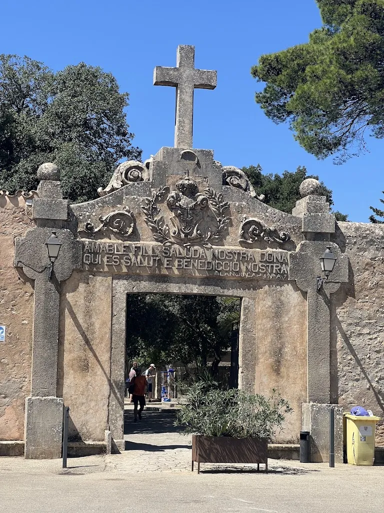 Pasan Sensouk_Restaurant Santuari de Cura_Algaida_review