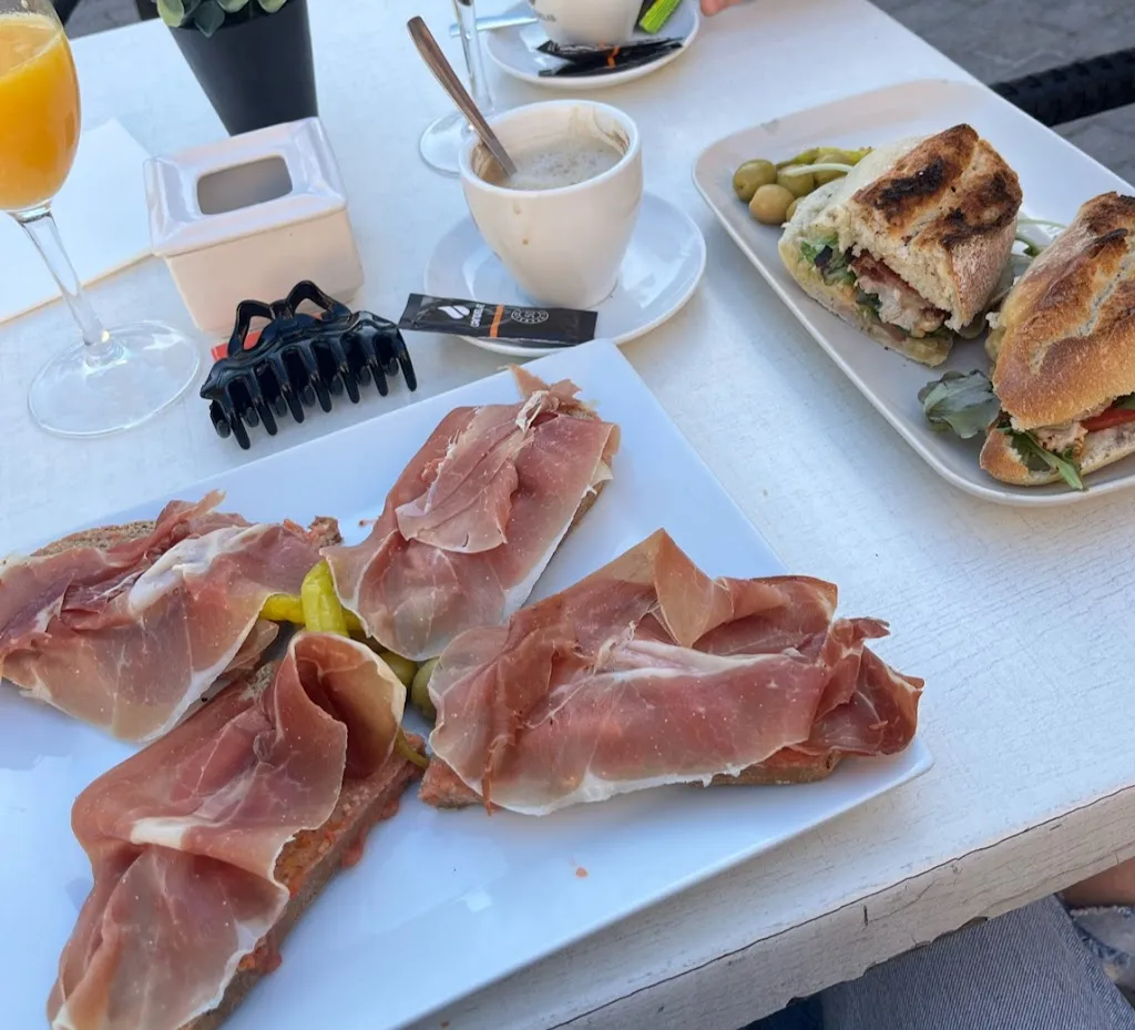 Cafe D Es Poble_Algaida_slider_image_3