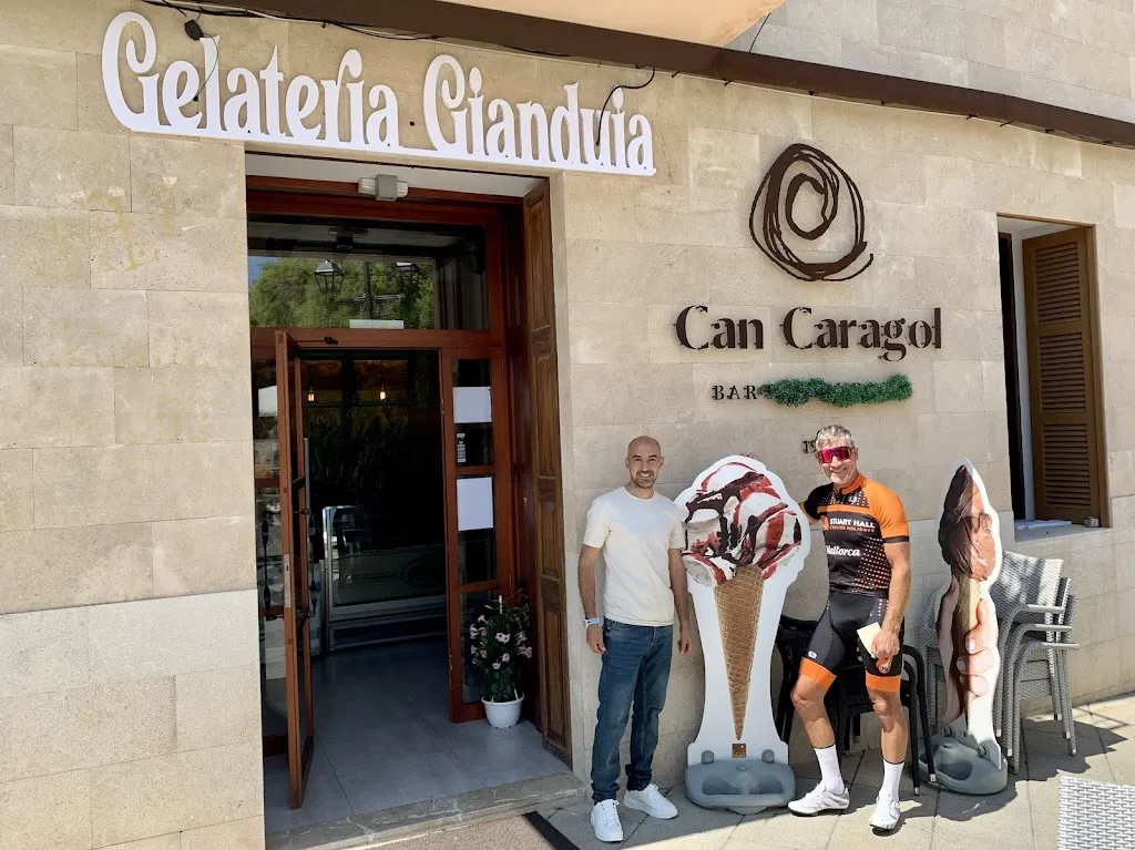 Oliver Muschweck_Can Caragol_Algaida_review