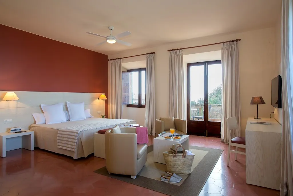 Hostatgeria del Santuari de Cura_Algaida_slider_image_3