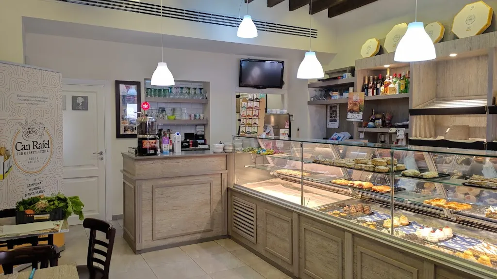 Forn Can Rafel restaurant in Búger