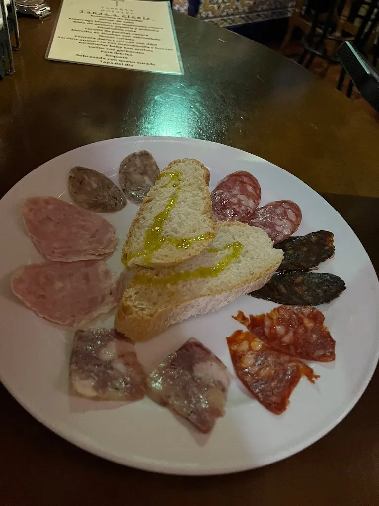 Francisco Hernandez Balinot_Taberna Morales_Zaidín_review