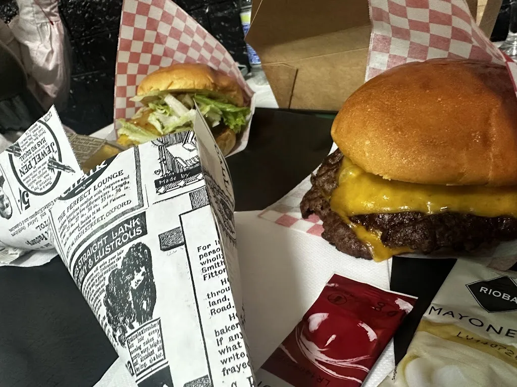 Menu_Hollywood smash burger_Zaidín_image_5