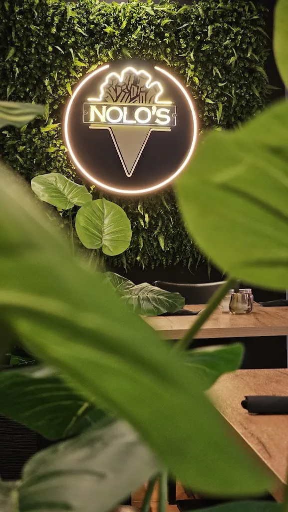 Neil Mitchell_Nolo's_Benijofar_review